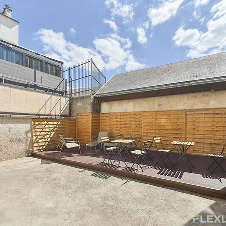 Charming 27m One-bedroom In 20 With Shared Terrace Appartamento