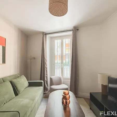 Charming 27m One-bedroom In 20 With Shared Terrace Appartamento Parigi