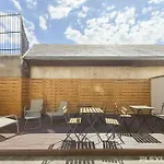 Charming 27M One-Bedroom Apartment In Paris 20 With Shared Terrace