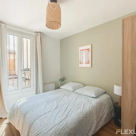 Charming 27m One-bedroom In 20 With Shared Terrace Apartment Paris